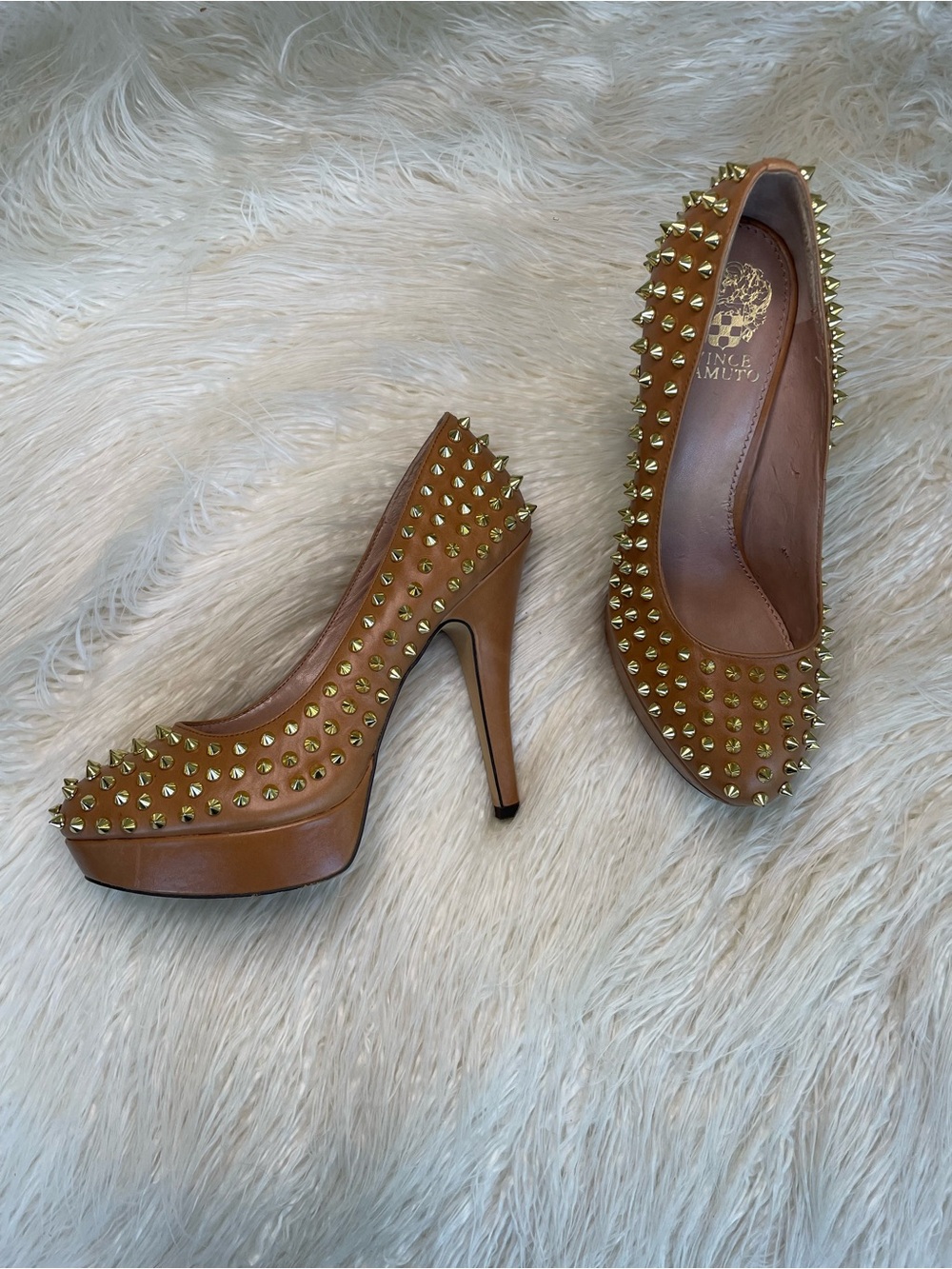 Vince Camuto Tan Leather Spike-Embellished Platform Pumps